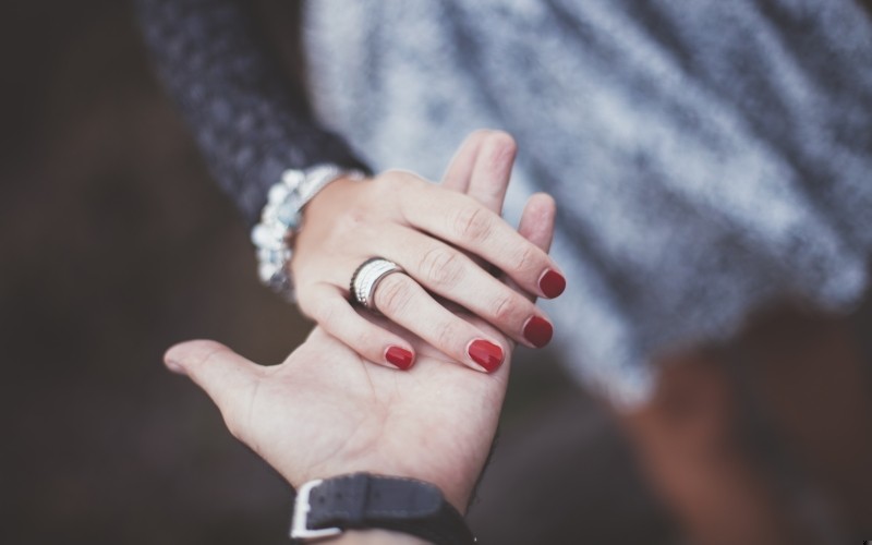 Już za późno. Kocham cię. I też nie chcę bez …