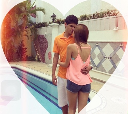 Przyjdź i przypomnij mi, że jeszcze żyję.