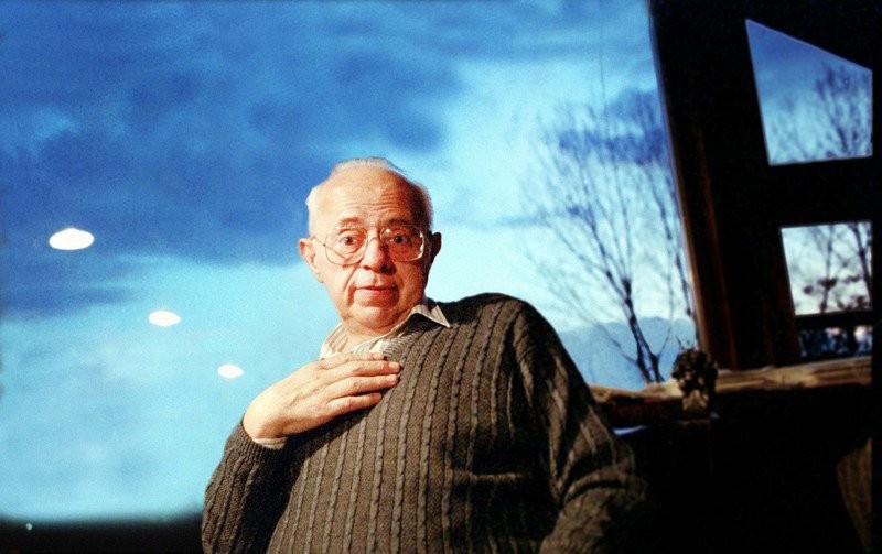 Nigdy nie jestem poważniejszy niż wtedy,kiedy żartuję.