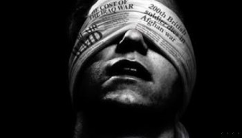 Kto rządzi przeszłością – głosił jeden ze sloganów Partii – …