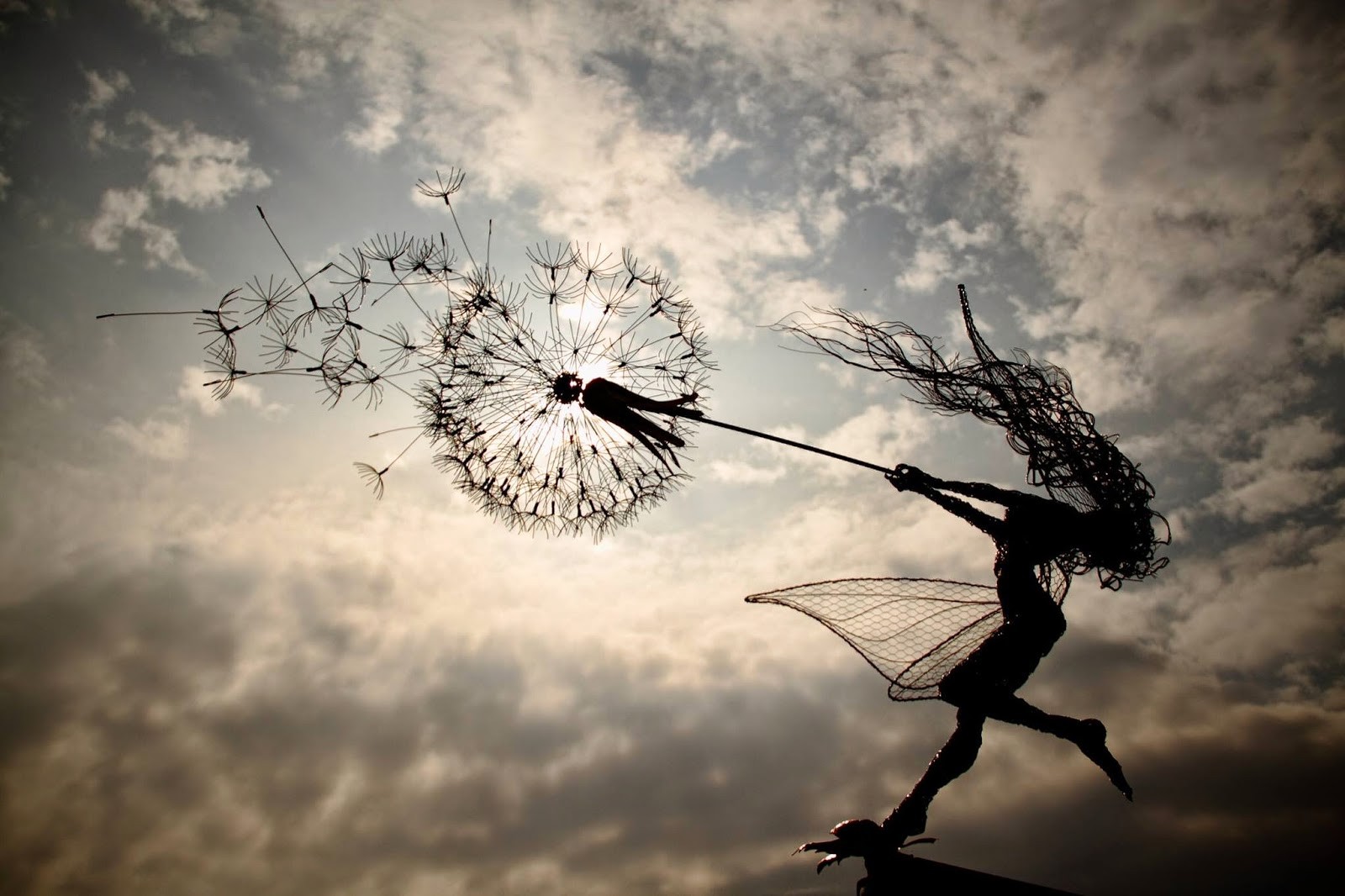 Ach, do diabła, jak gorzko smakuje życie.