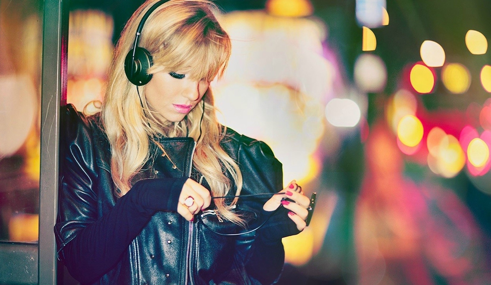 Muzyka jest moim osobnym światem. Światem, w którym jestem sobą. …