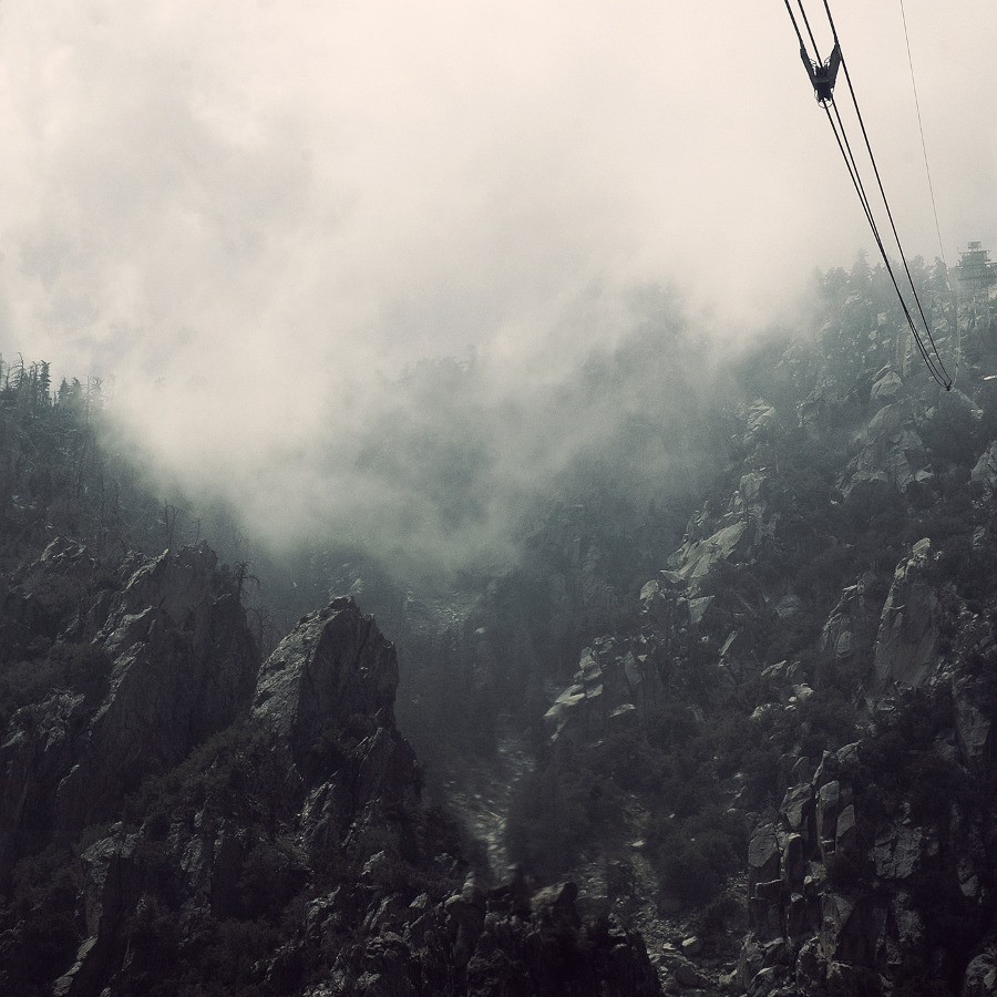 Starać się być szczęśliwym, bo tylko tacy ludzie dają szczęście …