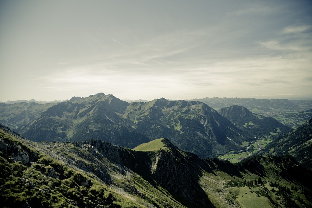 Nigdy nie jesteśmy tak bardzo bezbronni wobec cierpienia jak wtedy, …