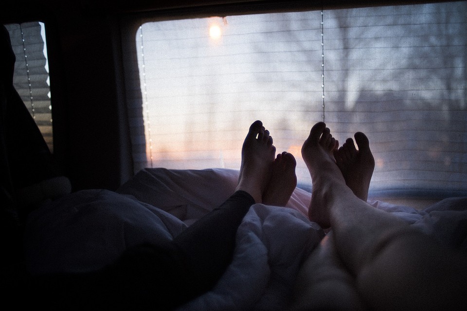 Serce bowiem, które szuka, czuje tylko, że mu czegoś brak, …