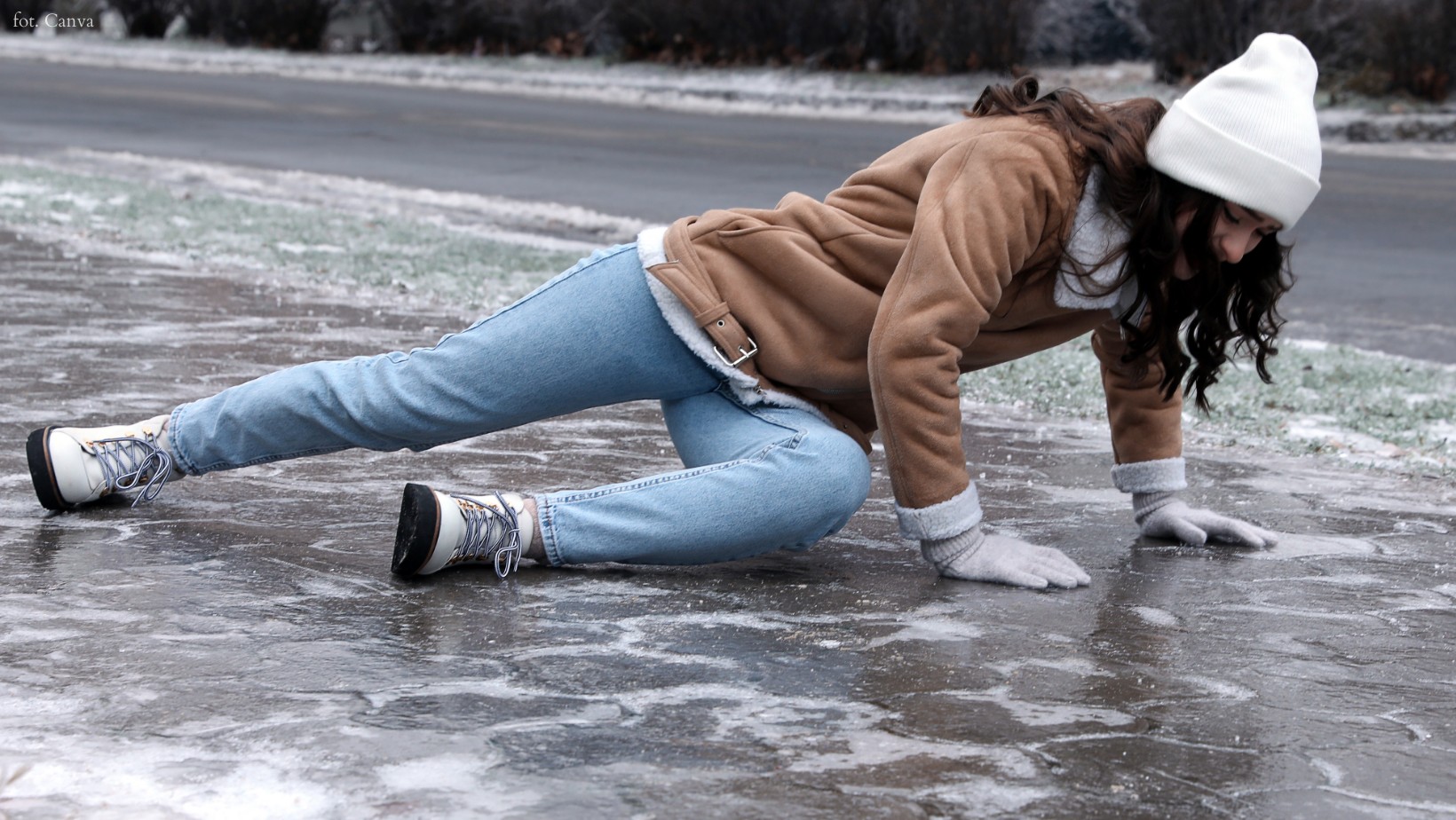 IMGW bije na alarm! Ekstremalne warunki: „Szklanka” na drogach i wiatr do 100 km/h!