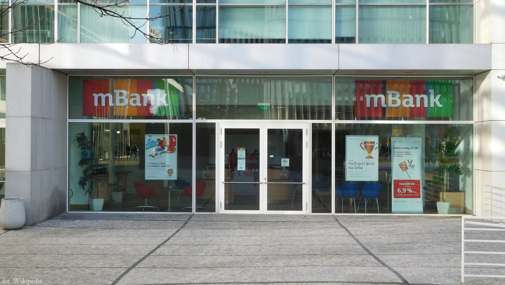 Nowa fala oszustw internetowych – mBank ostrzega swoich klientów