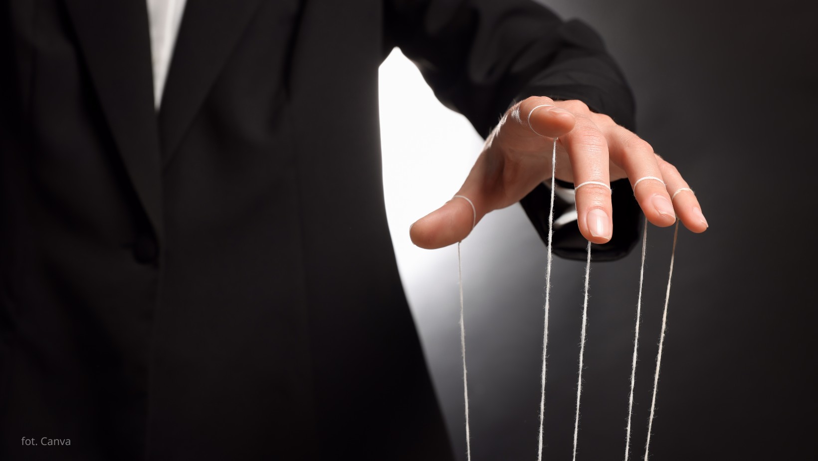 Zdjęcie Te znaki zodiaku to urodzeni manipulatorzy. Owijają wszystkich wokół palca #1