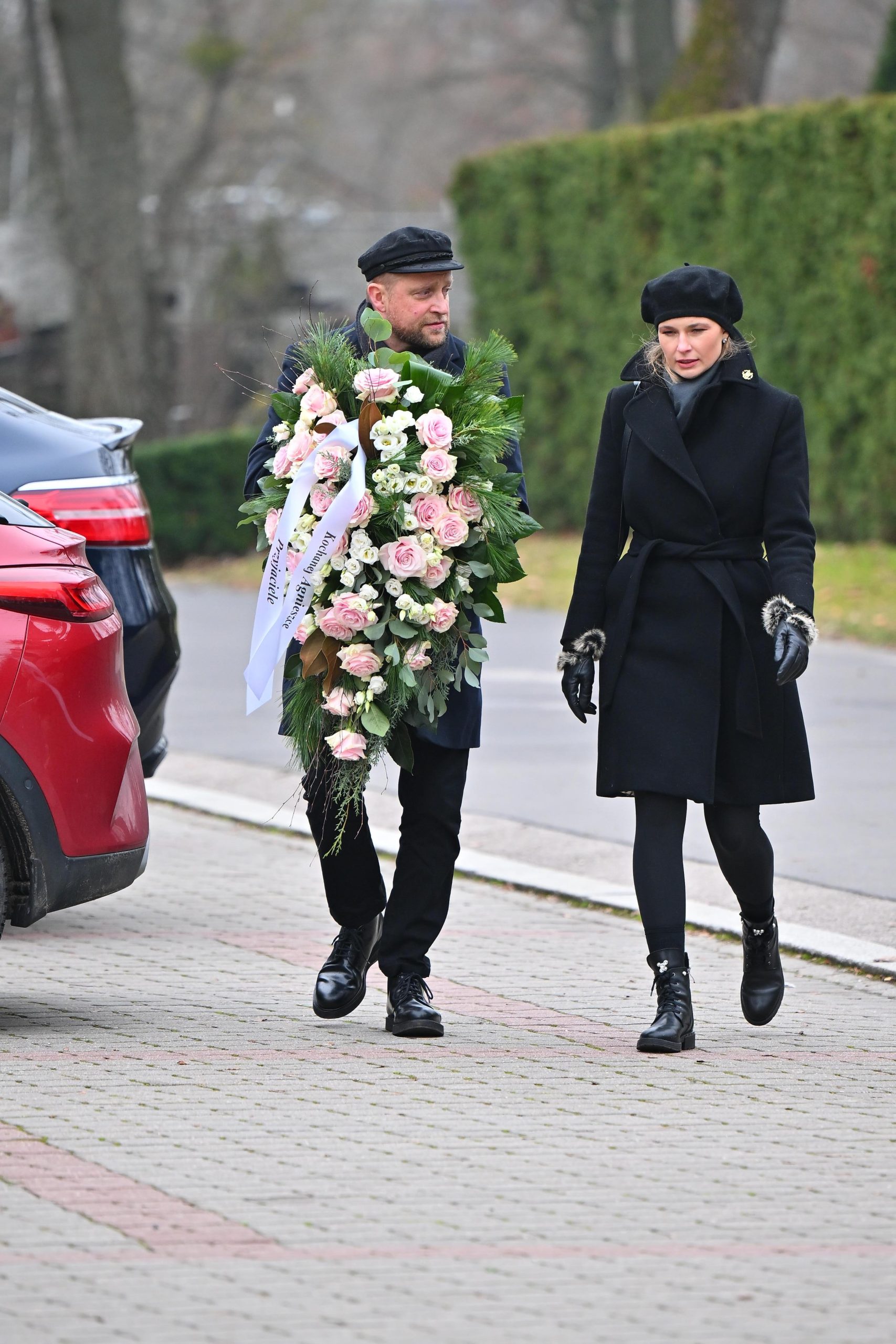 Zdjęcie Tłumy na pogrzebie Agnieszki Maciąg. Wybrzmiały poruszające słowa... #2