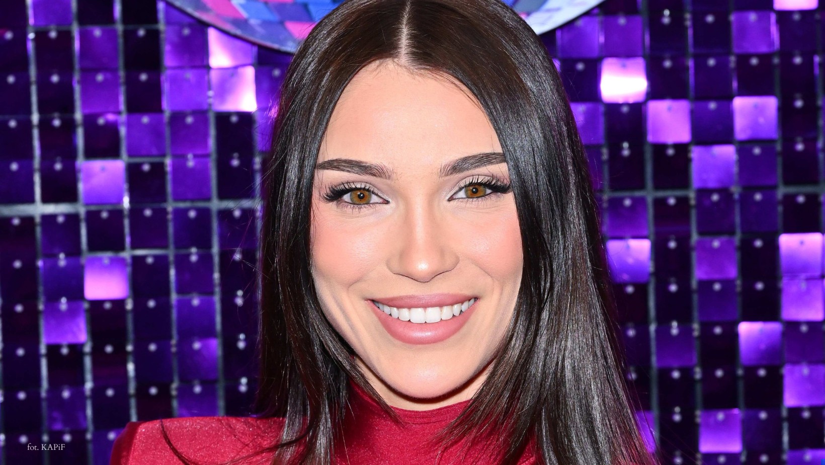 Natsu ujawniła znane nazwiska mężczyzn, którzy mieli do niej pisać! Niektórzy są zajęci!