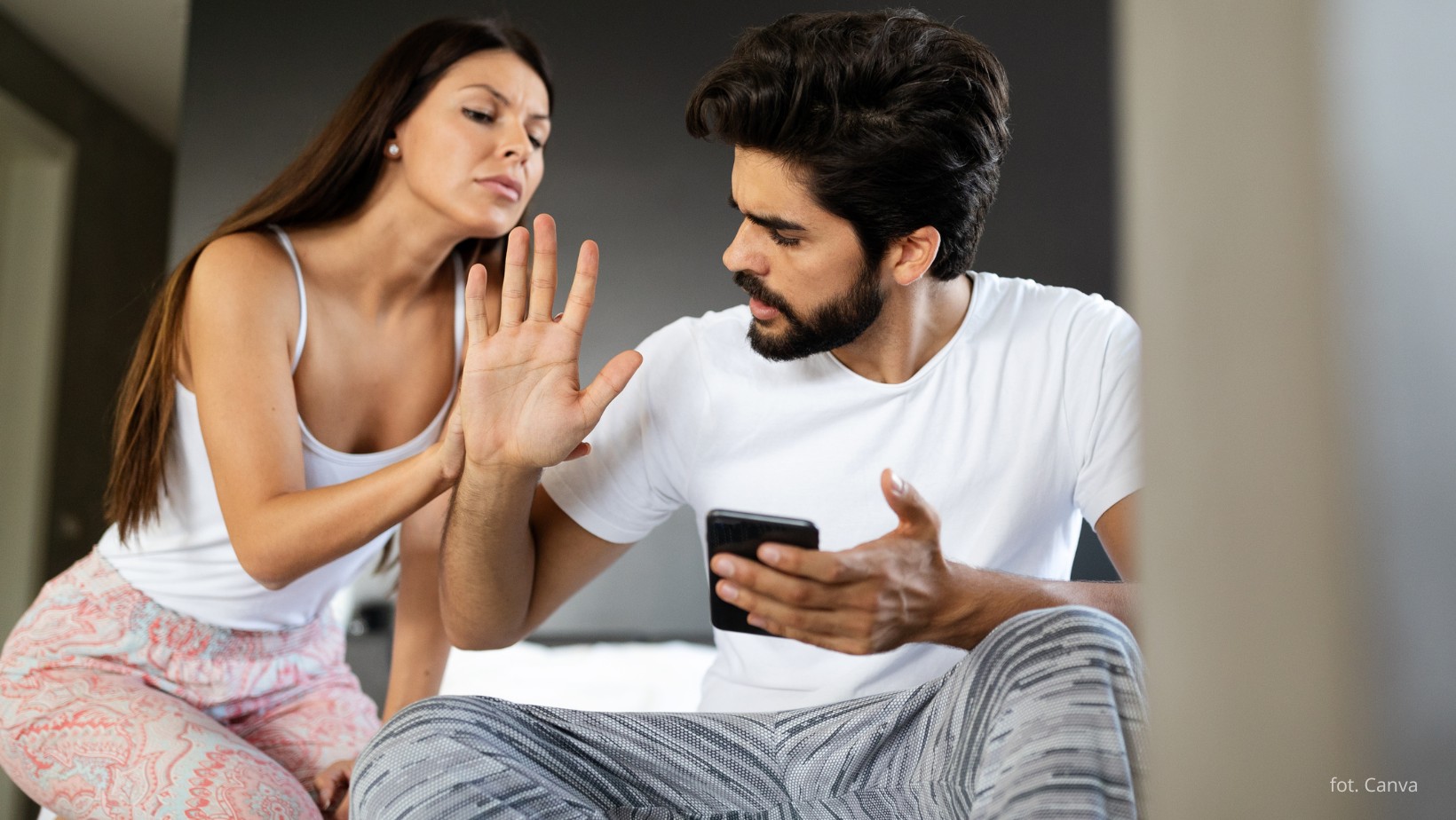 Grzebiesz w jego telefonie? Lepiej uważaj