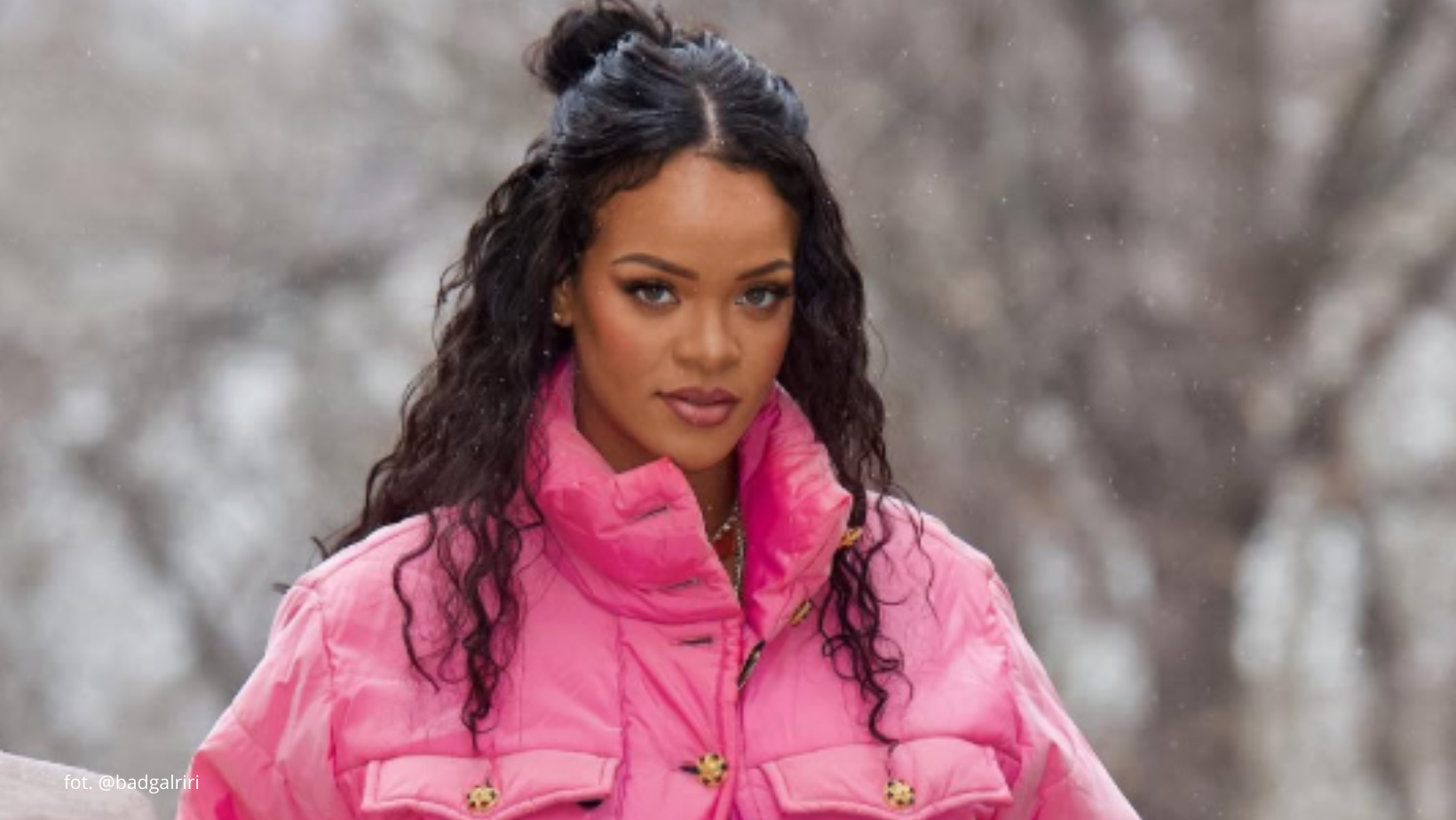 Strzały w kierunku domu Rihanny.  Gwiazda przebywała w środku posesji!