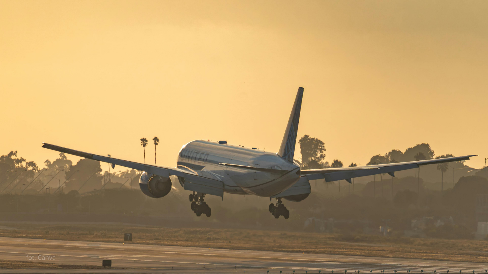 Turyści rezygnują z wyjazdów na Cypr. Czy jest bezpiecznie?