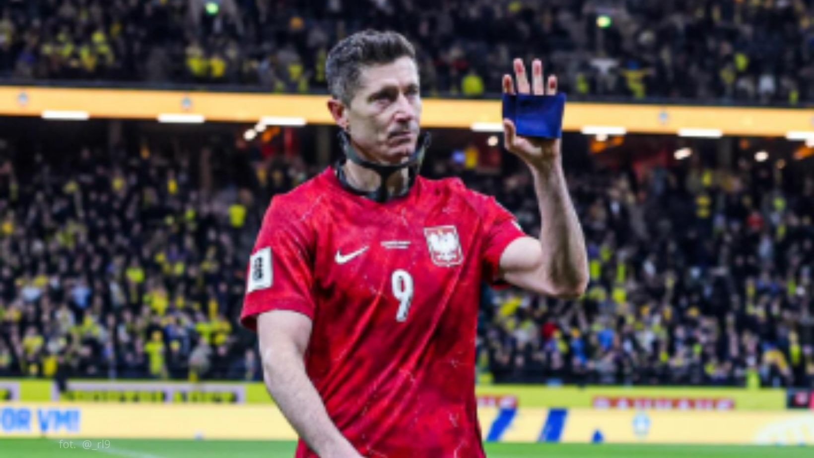 „To boli”- Koniec marzeń o mundialu. Co zrobił Lewandowski po meczu?