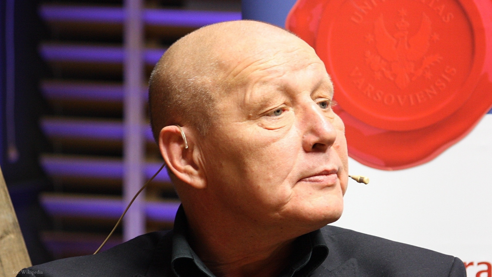 Jackowski mówi o trzech rakietach nad Polską!