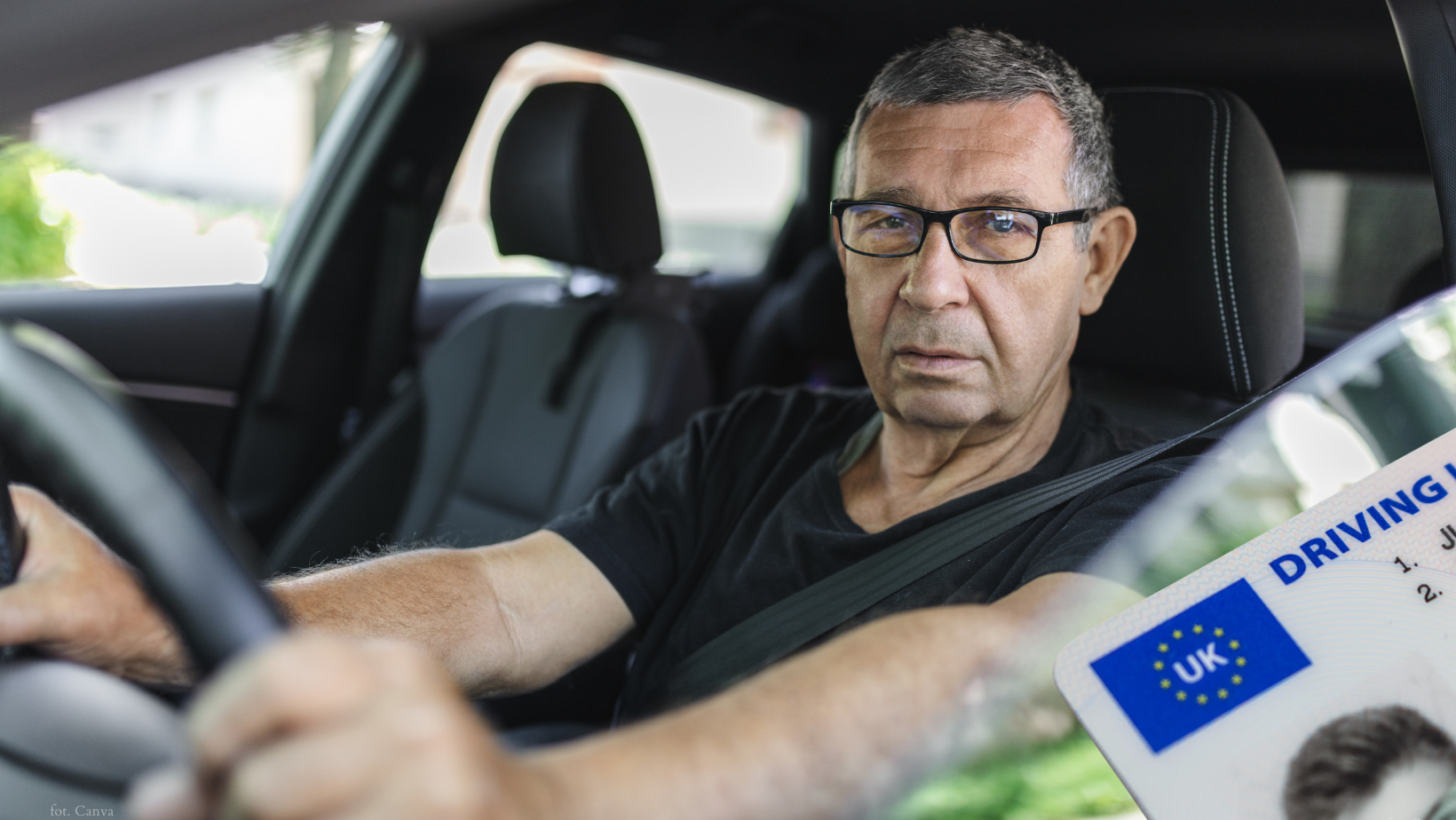Polacy muszą wymienić prawa jazdy! Bezterminowe dokumenty tracą ważność!