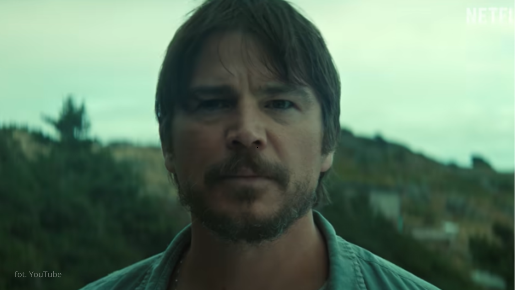 Nowy serial z Joshem Hartnettem podbił Netflixa. Widzowie nie zostawiają na nim suchej nitki